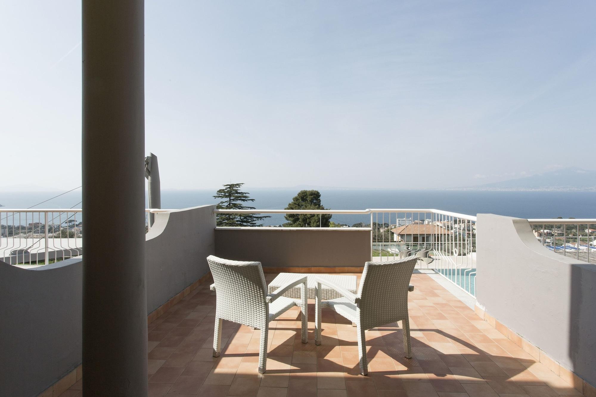 Art Hotel Gran Paradiso Sorrento Bagian luar foto