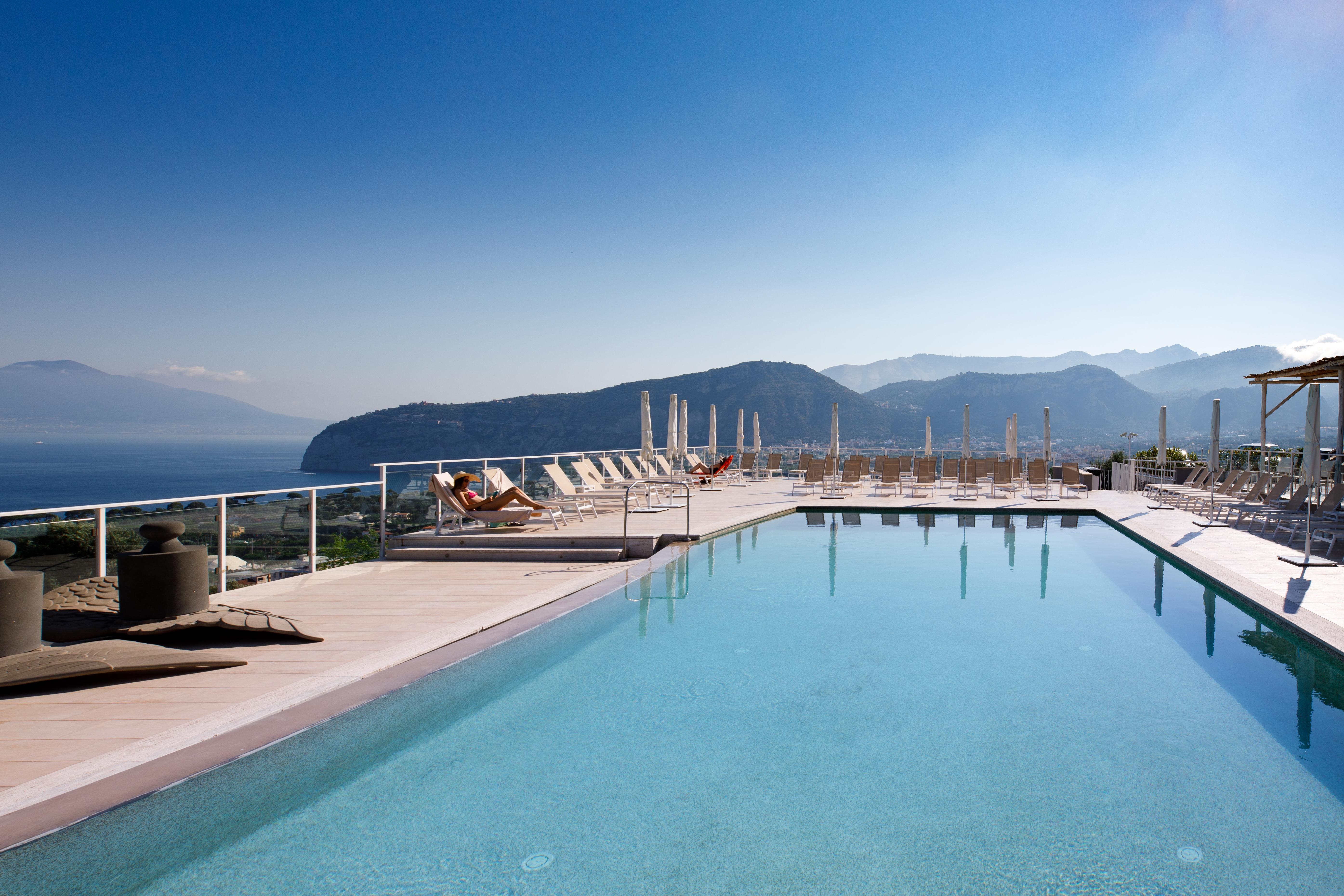 Art Hotel Gran Paradiso Sorrento Bagian luar foto