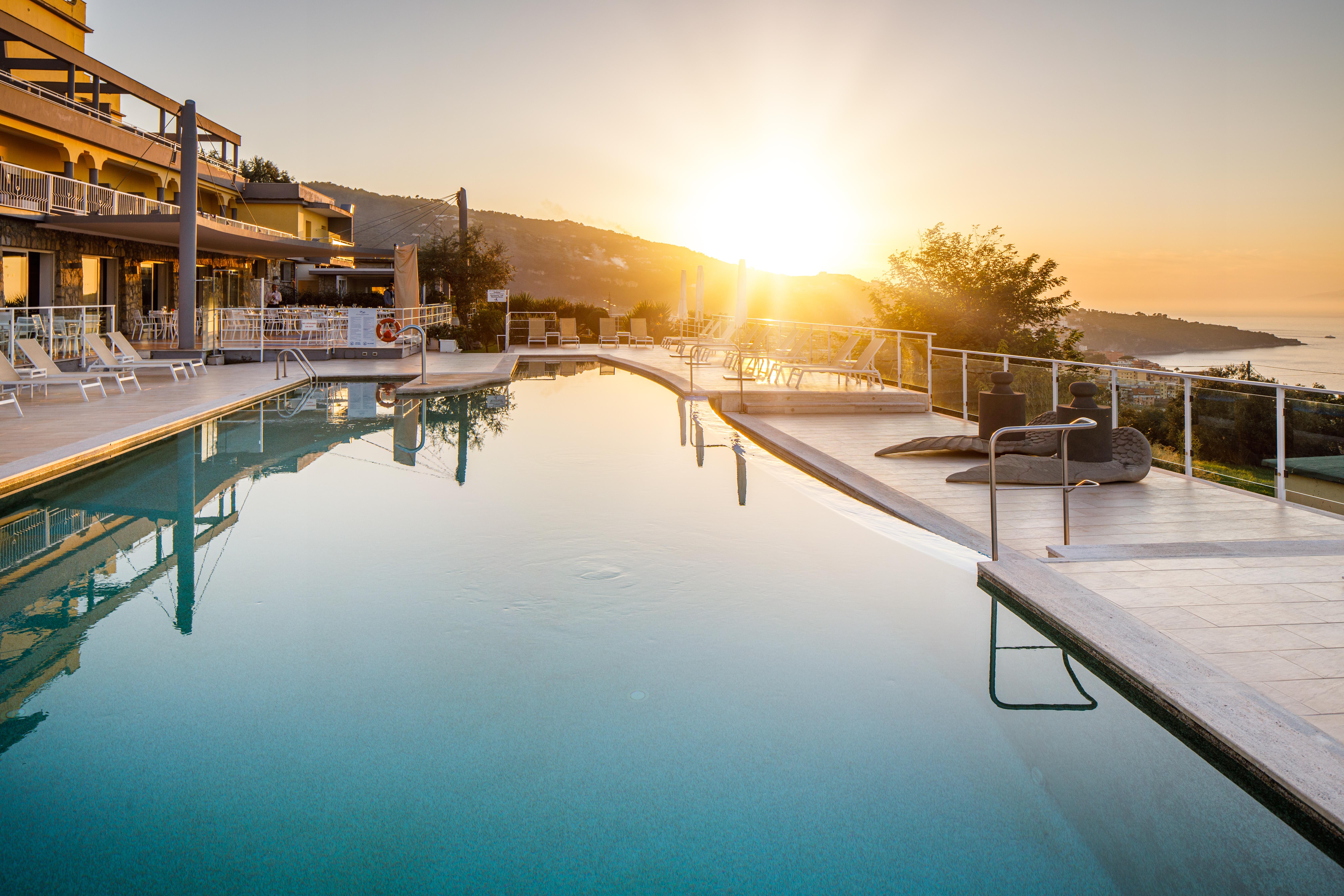 Art Hotel Gran Paradiso Sorrento Bagian luar foto