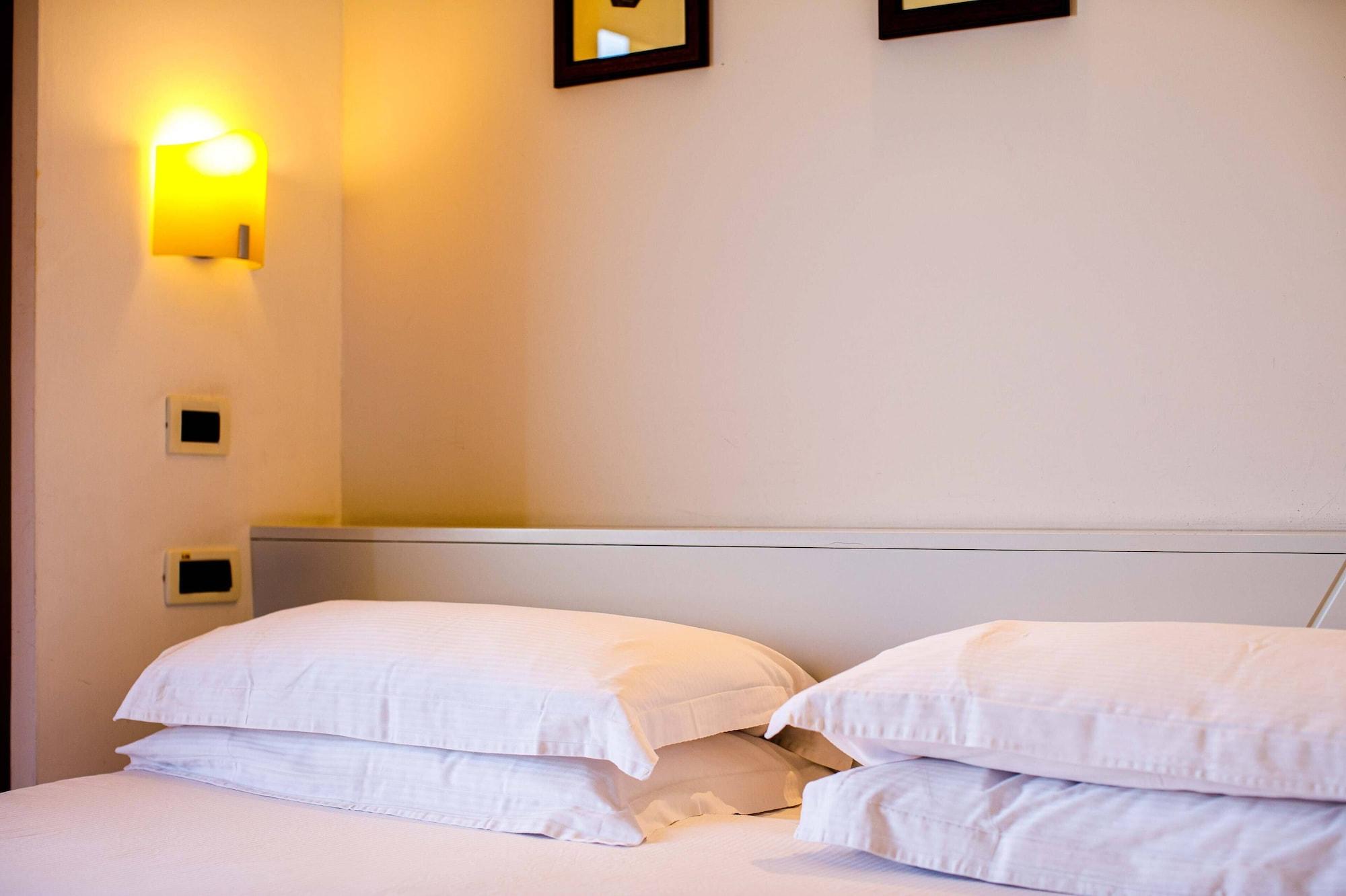 Art Hotel Gran Paradiso Sorrento Bagian luar foto