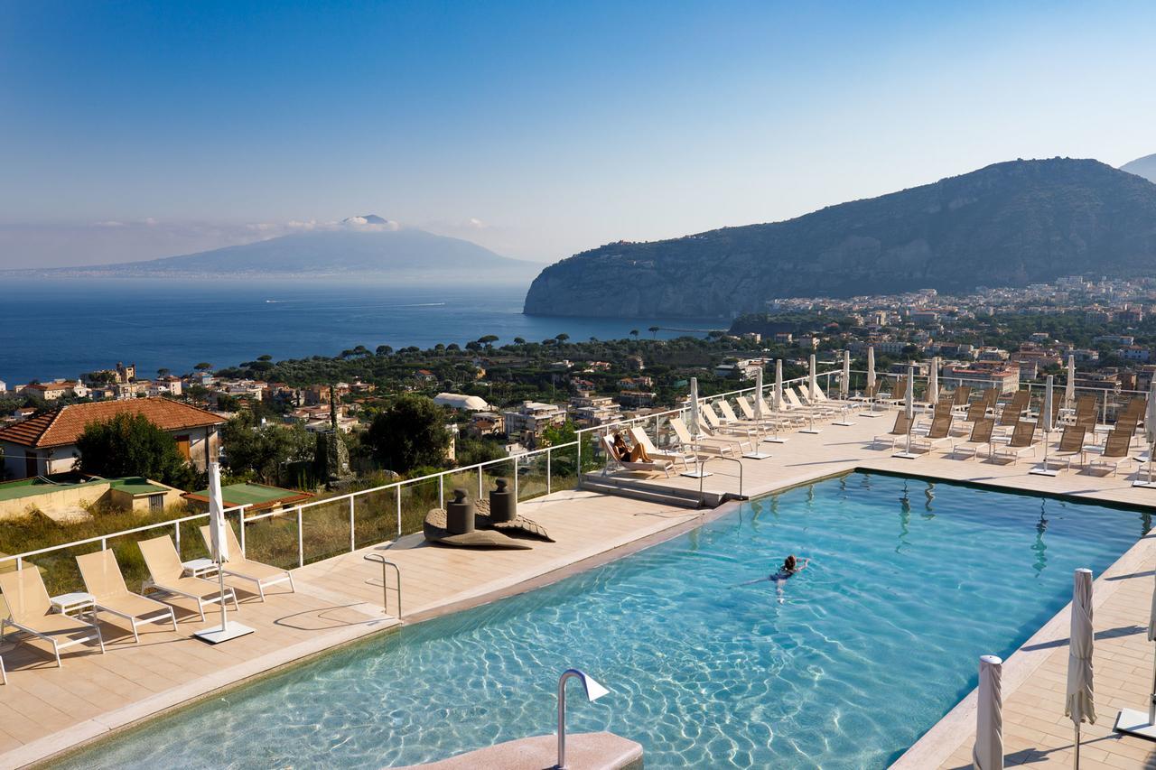 Art Hotel Gran Paradiso Sorrento Bagian luar foto