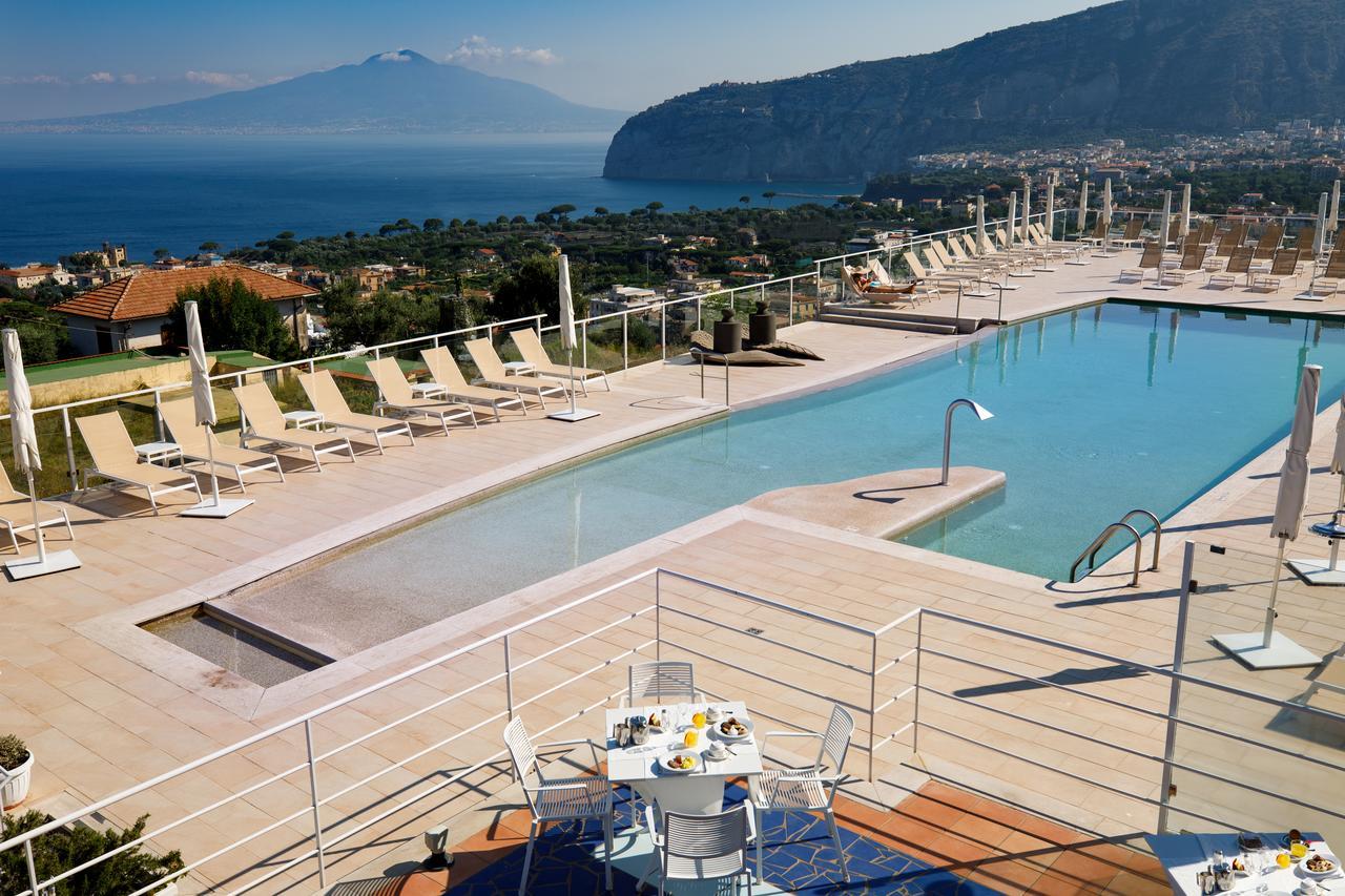 Art Hotel Gran Paradiso Sorrento Bagian luar foto
